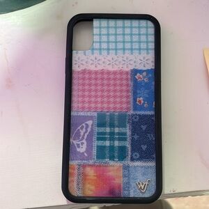 Wildflower IPhone case in size XR. In great condition!